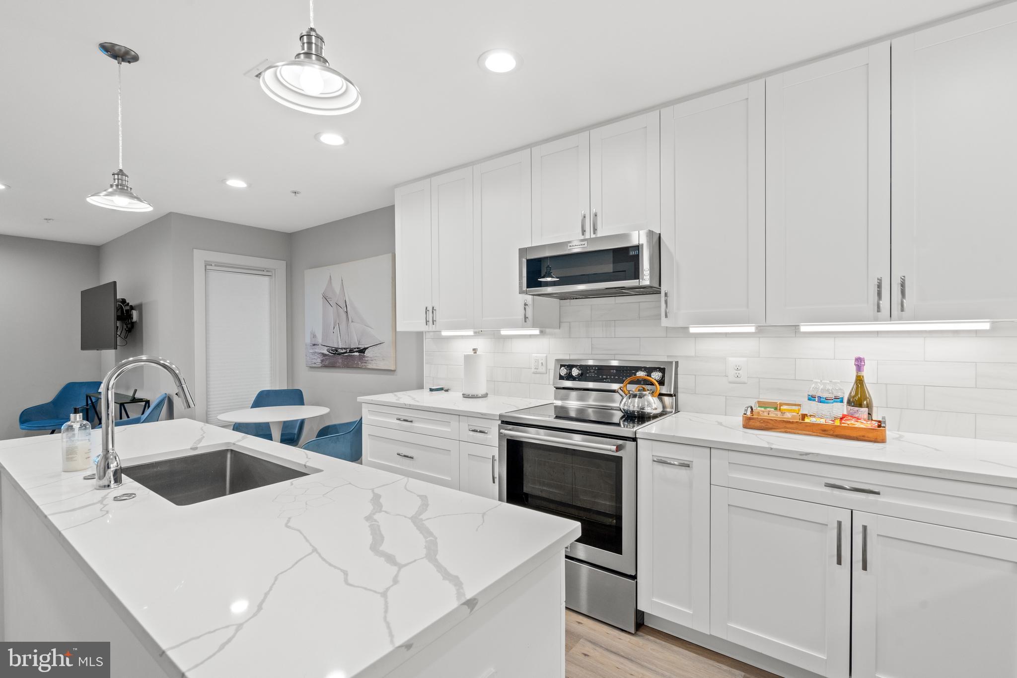 OLD TOWN - Commercial Sale