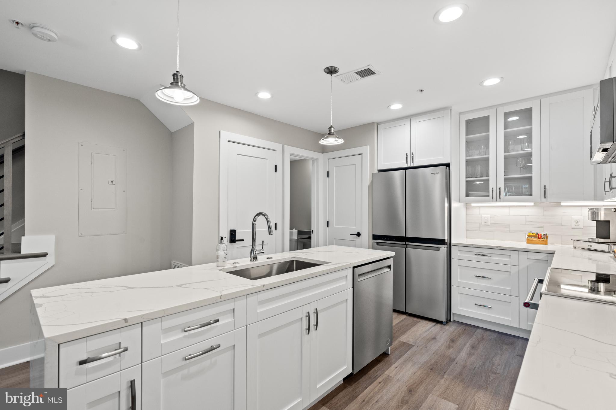 OLD TOWN - Commercial Sale