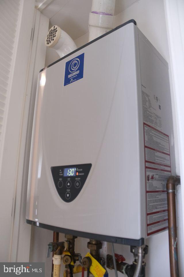 OLD TOWN - Commercial Sale