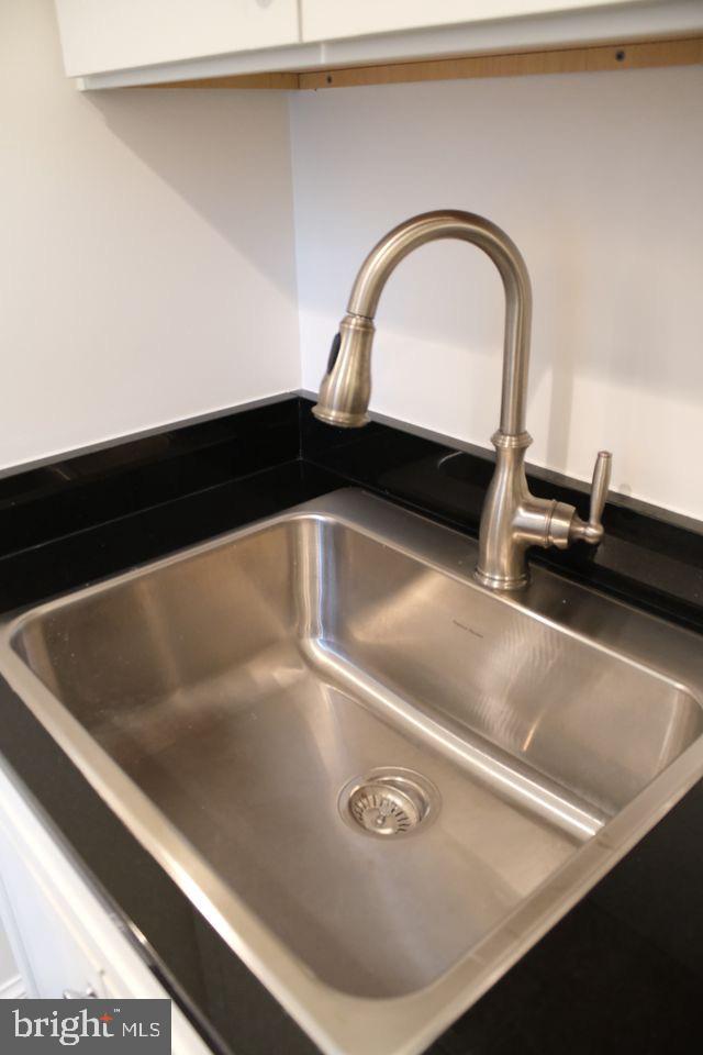 OLD TOWN - Commercial Sale