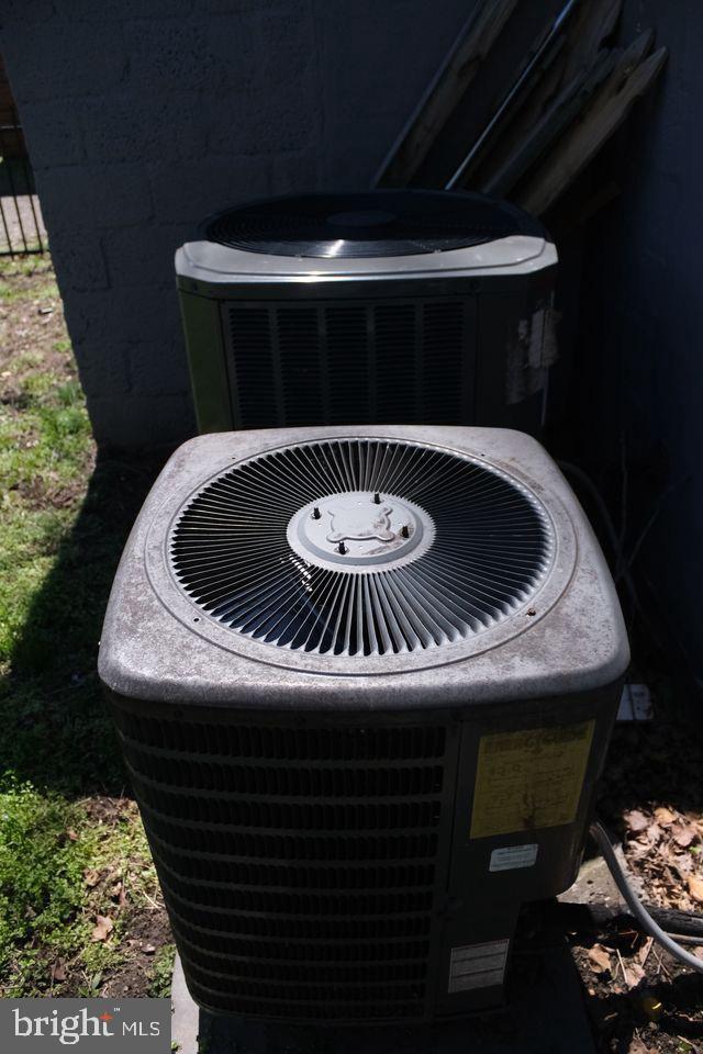 OLD TOWN - Commercial Sale