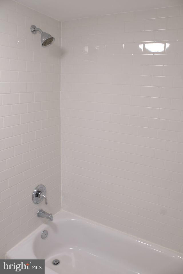 OLD TOWN - Commercial Sale