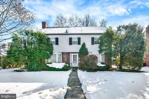 Homes For Sale - 1318 Reading Boulevard<br/> WYOMISSING, PA 19610