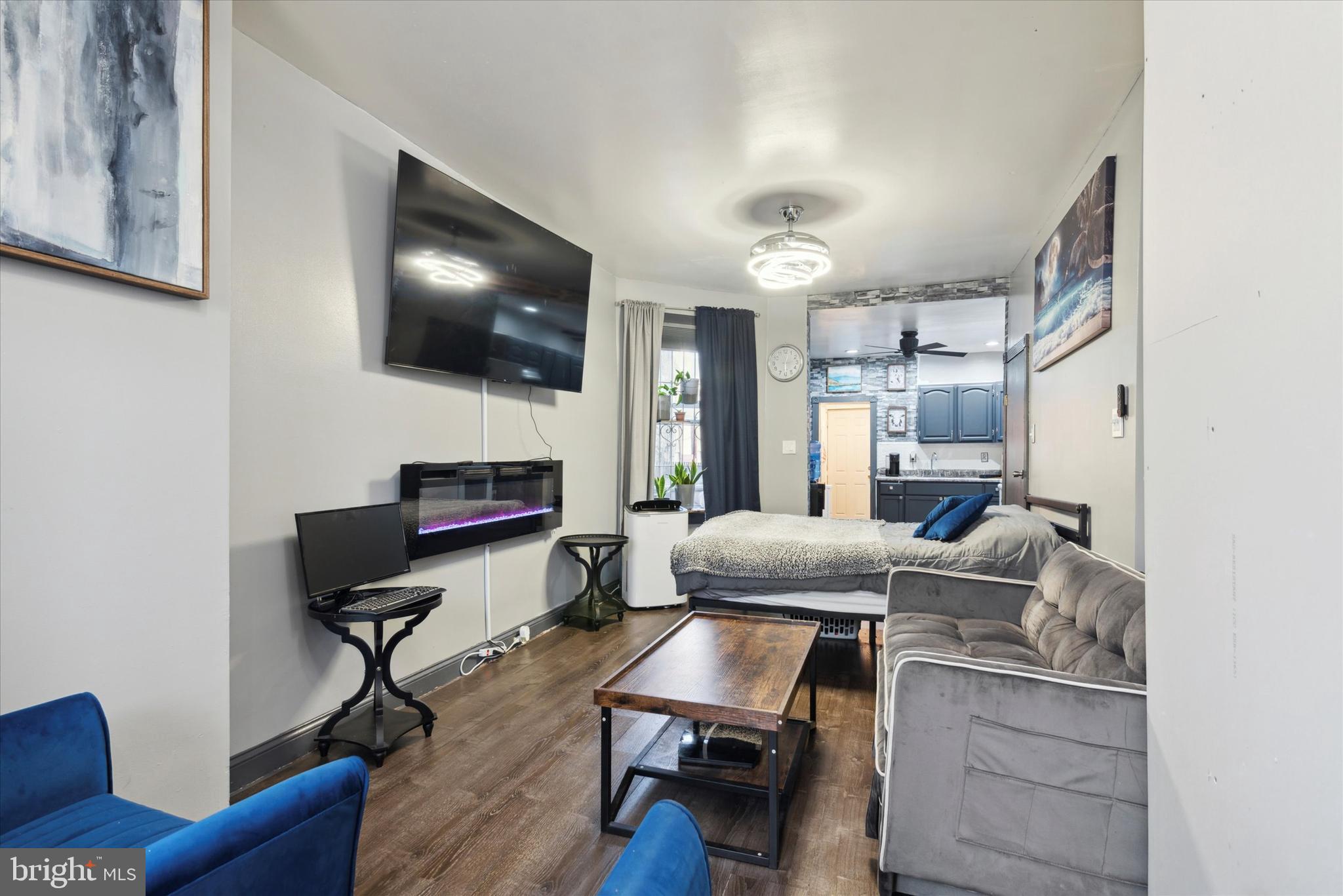 KENSINGTON - Residential