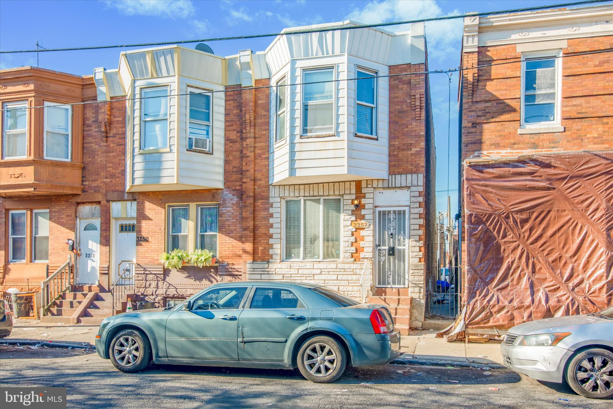 KENSINGTON - Residential