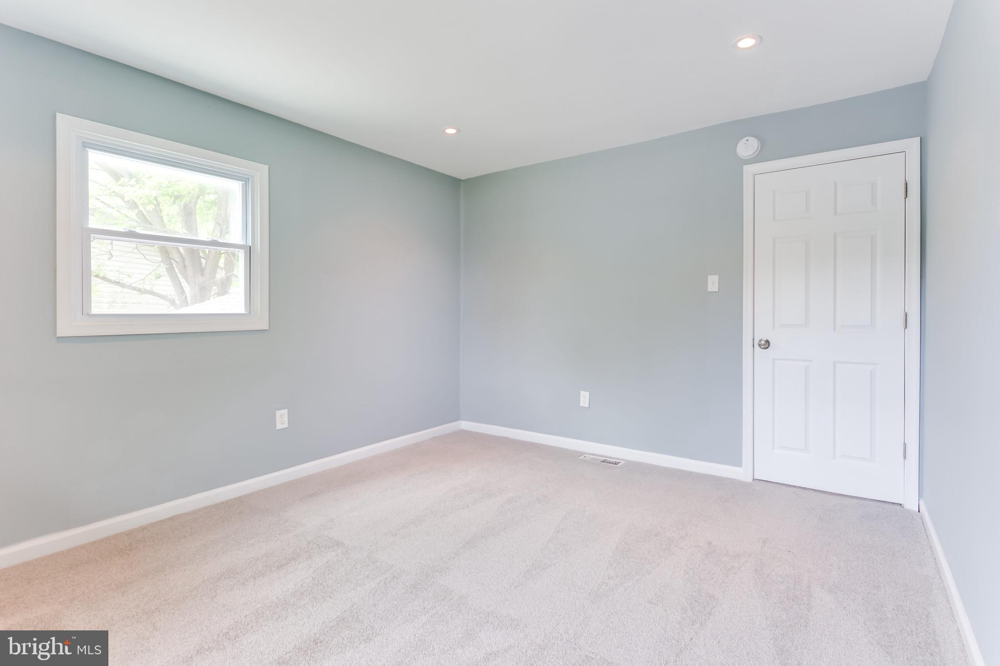 FOUR SEASONS ESTATES - Residential