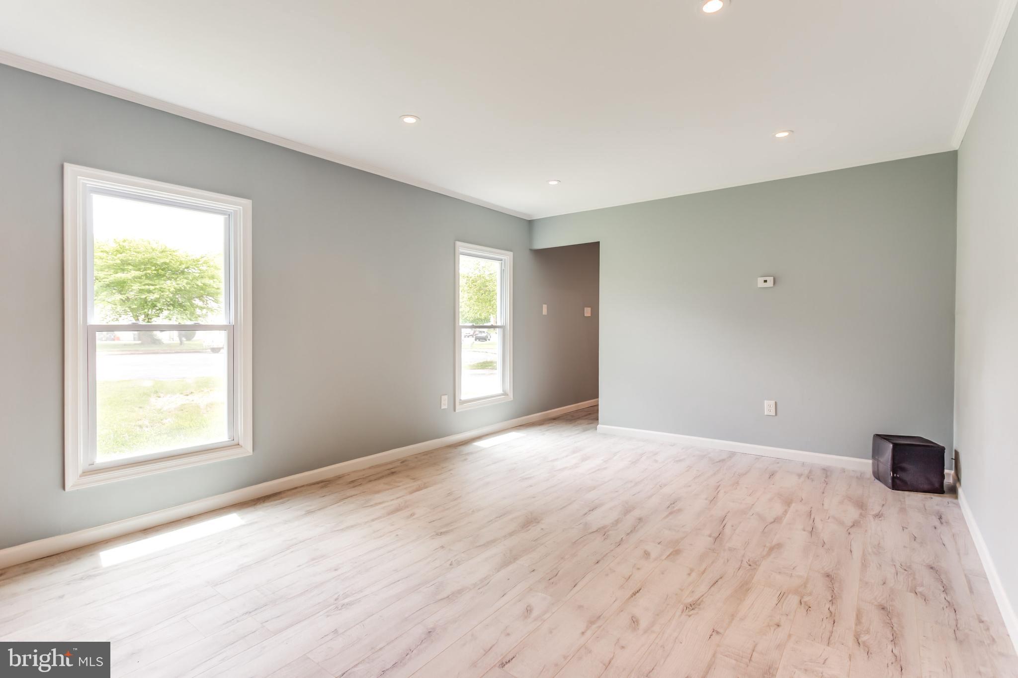 FOUR SEASONS ESTATES - Residential