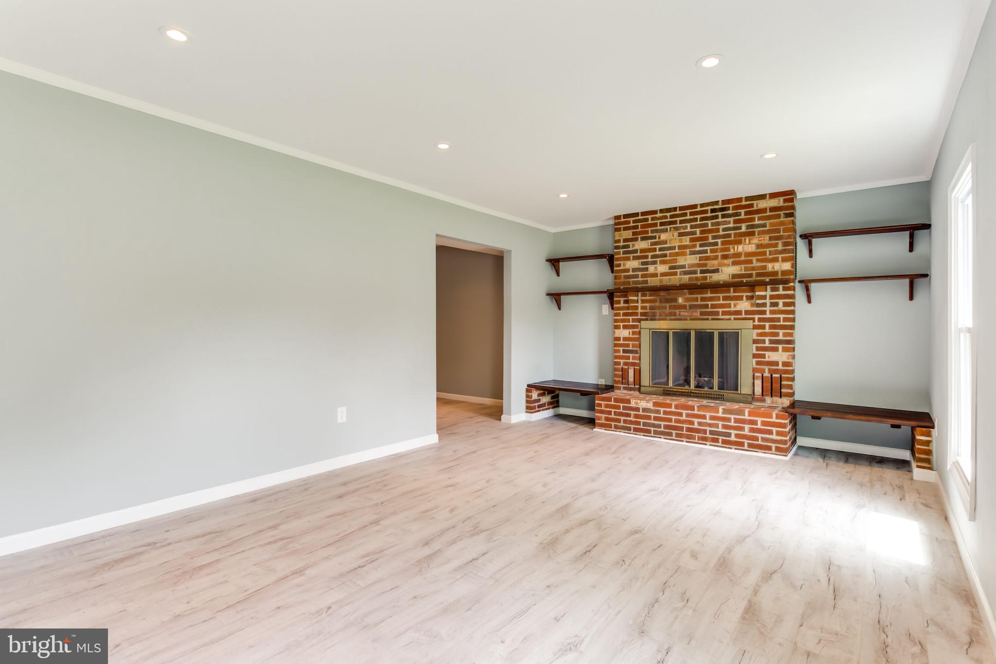 FOUR SEASONS ESTATES - Residential