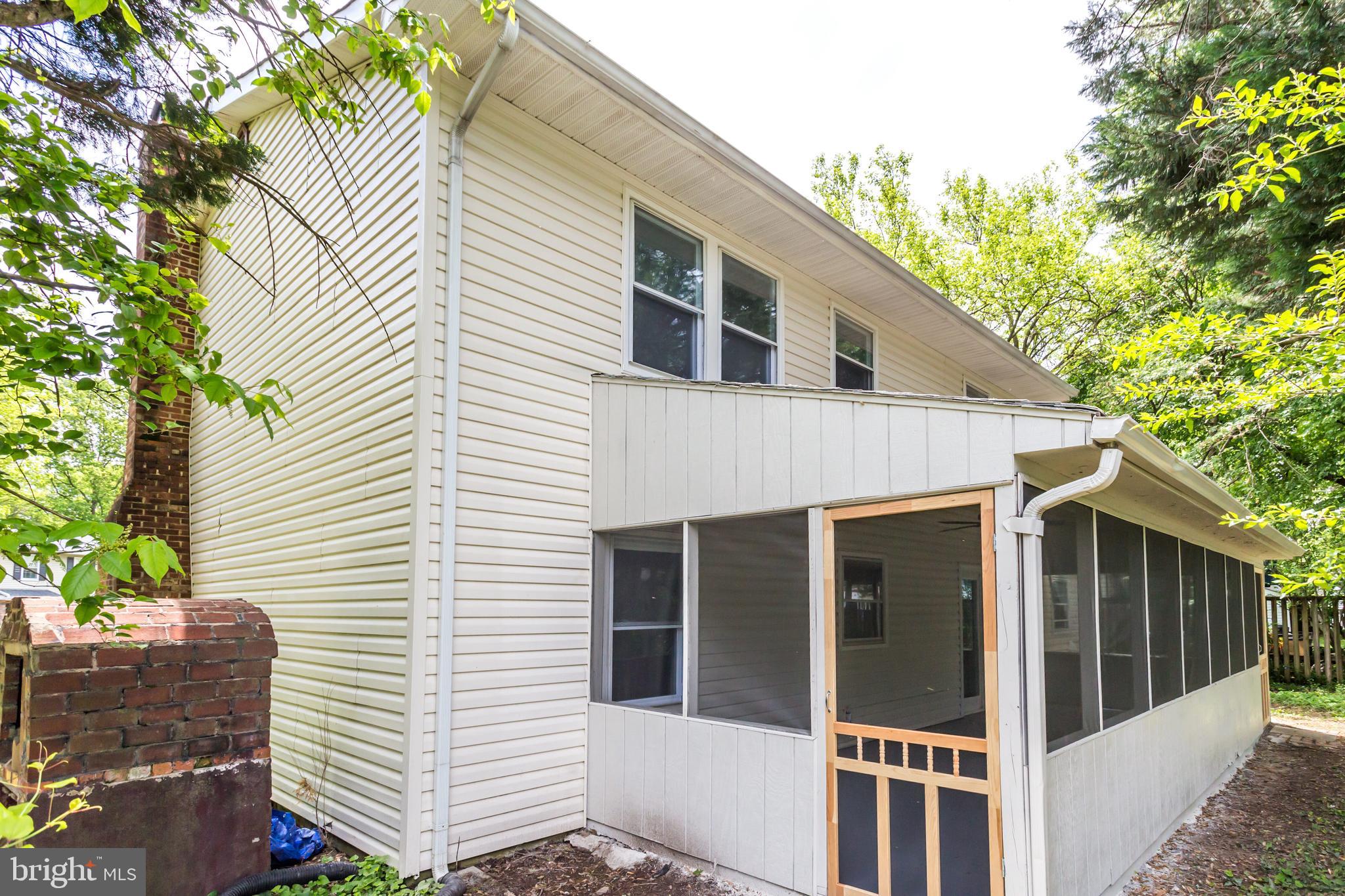 FOUR SEASONS ESTATES - Residential