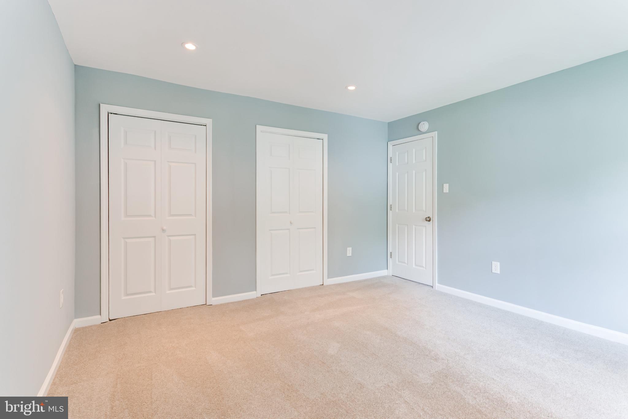 FOUR SEASONS ESTATES - Residential