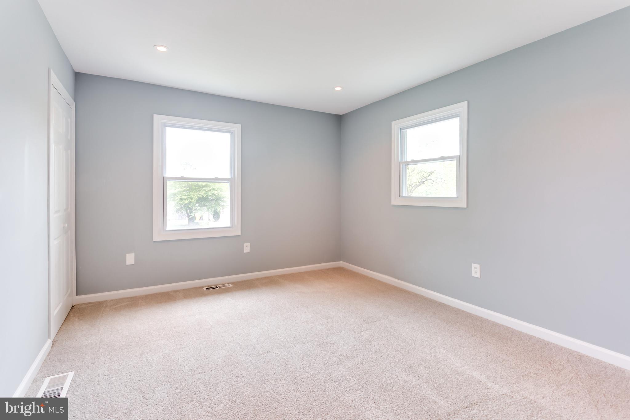 FOUR SEASONS ESTATES - Residential