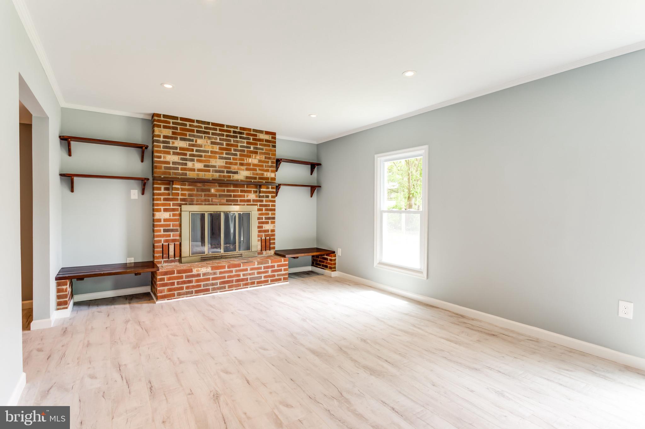 FOUR SEASONS ESTATES - Residential