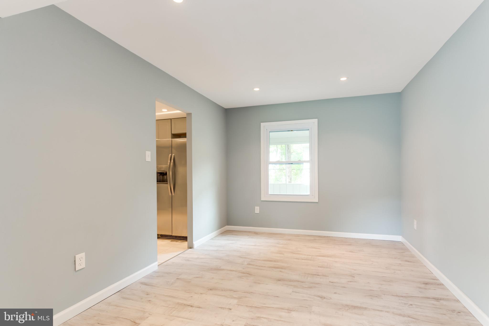 FOUR SEASONS ESTATES - Residential