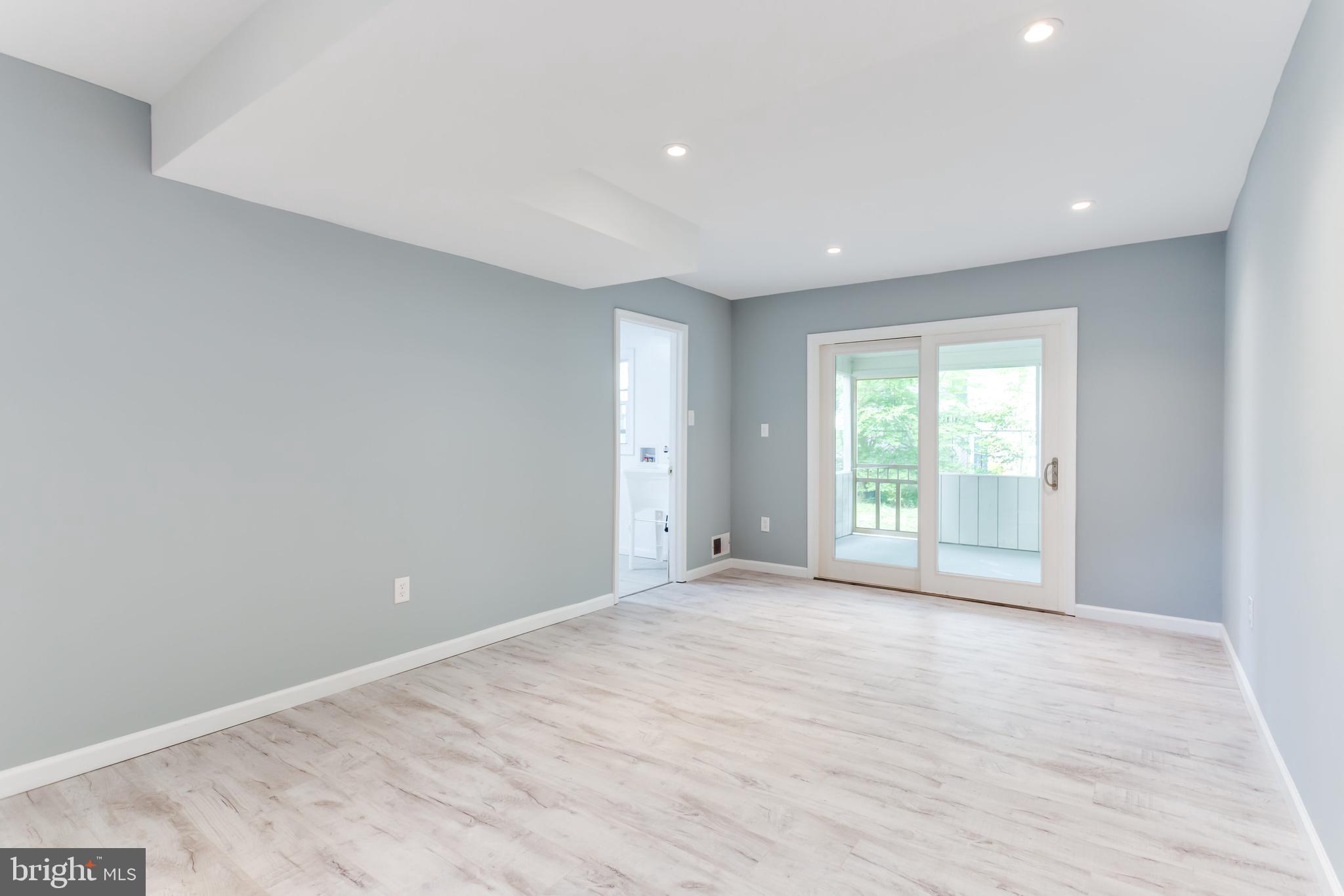 FOUR SEASONS ESTATES - Residential