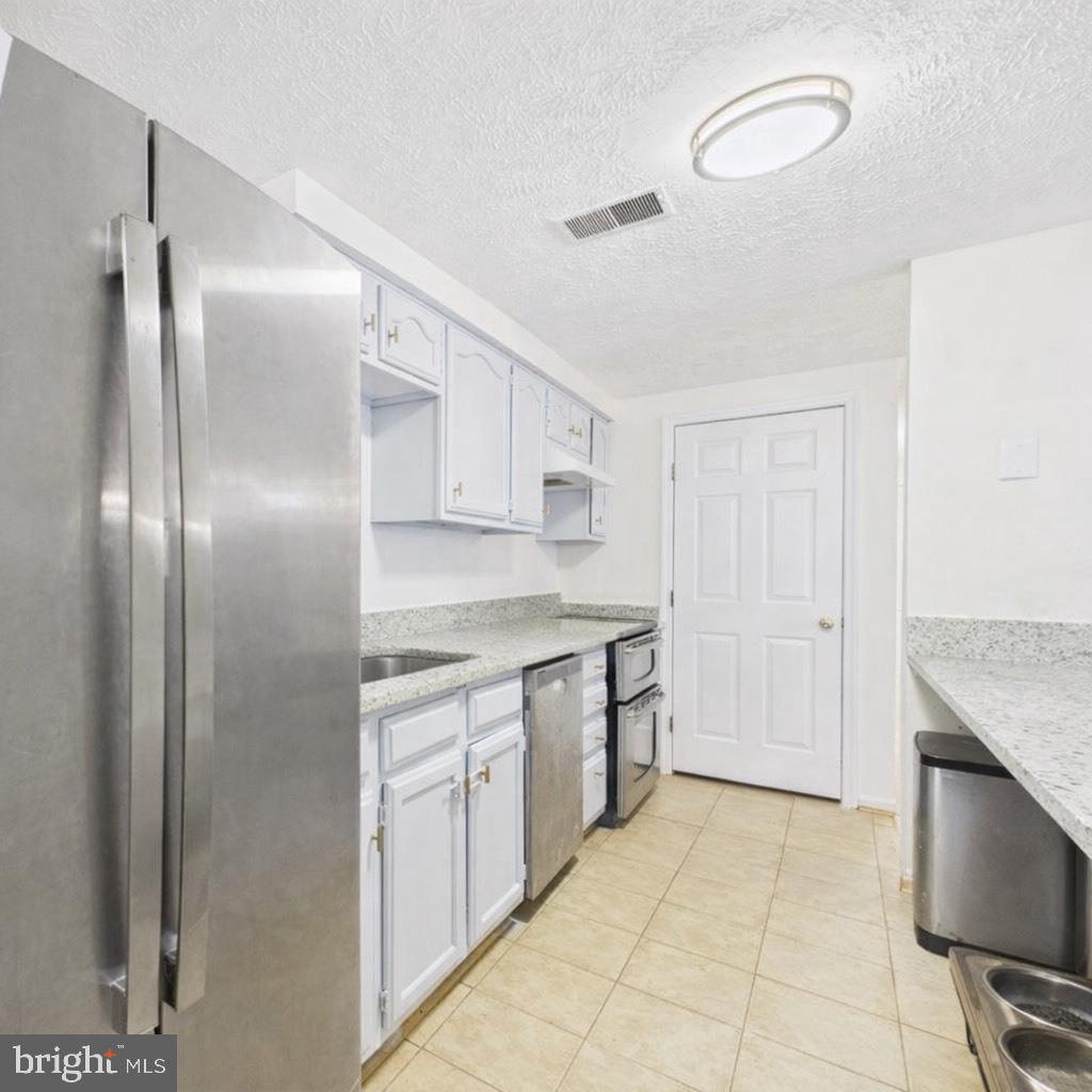 PRINCETON WOODS - Residential