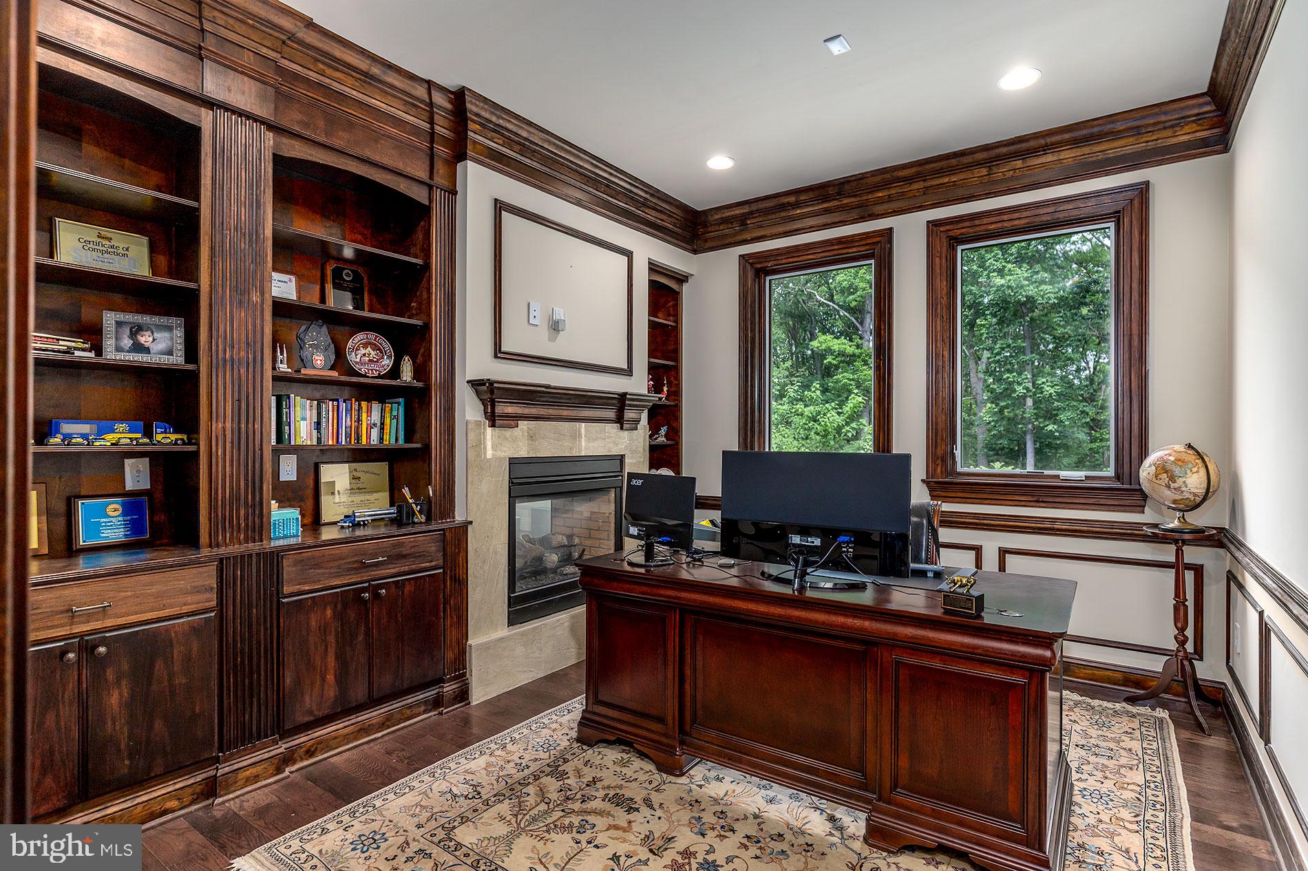 CHAPEL HILL - Residential