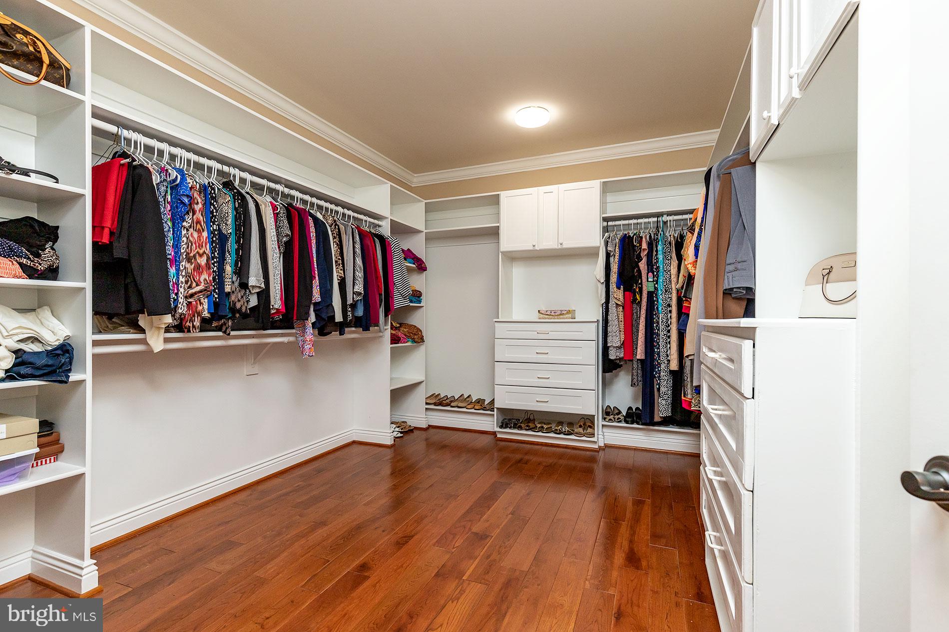 CHAPEL HILL - Residential