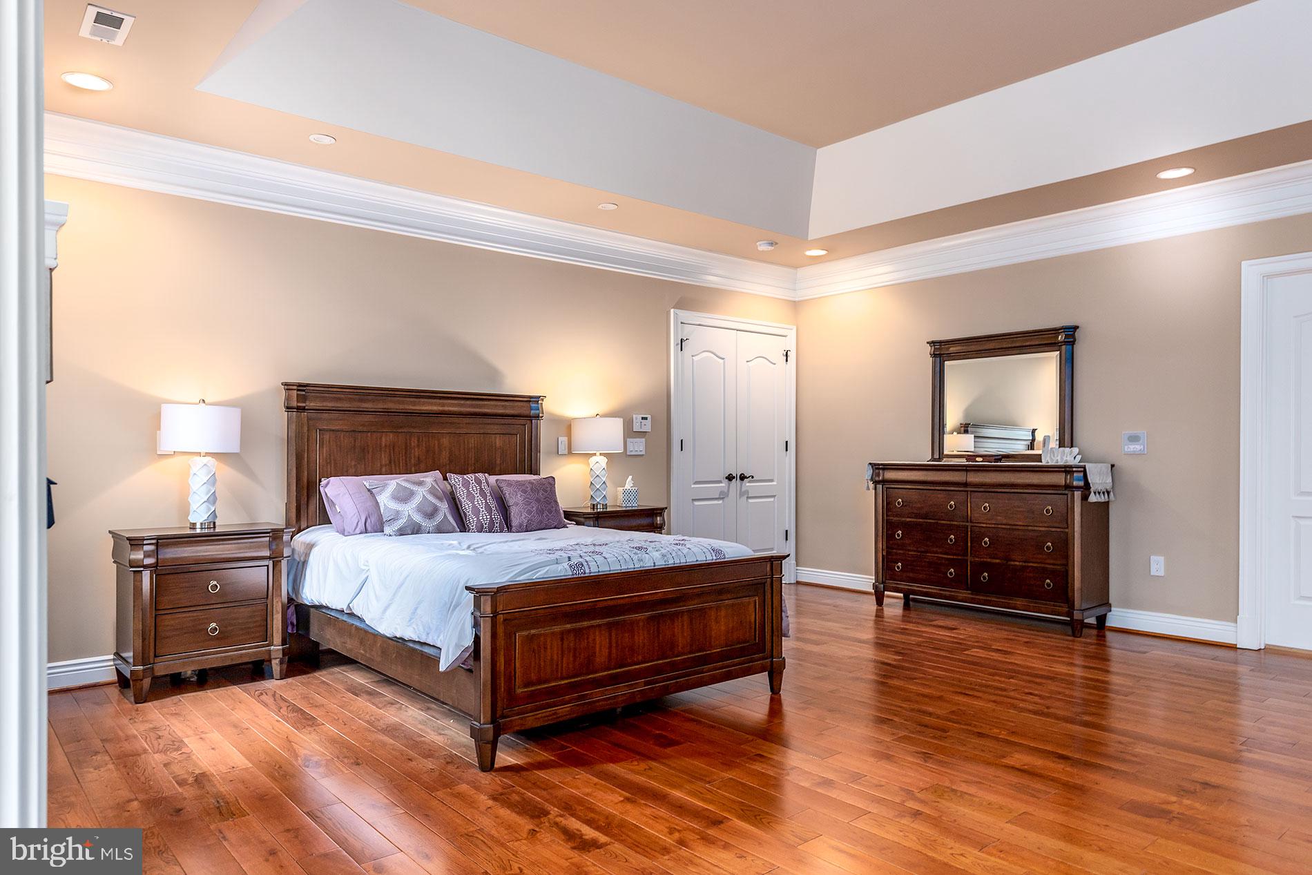 CHAPEL HILL - Residential