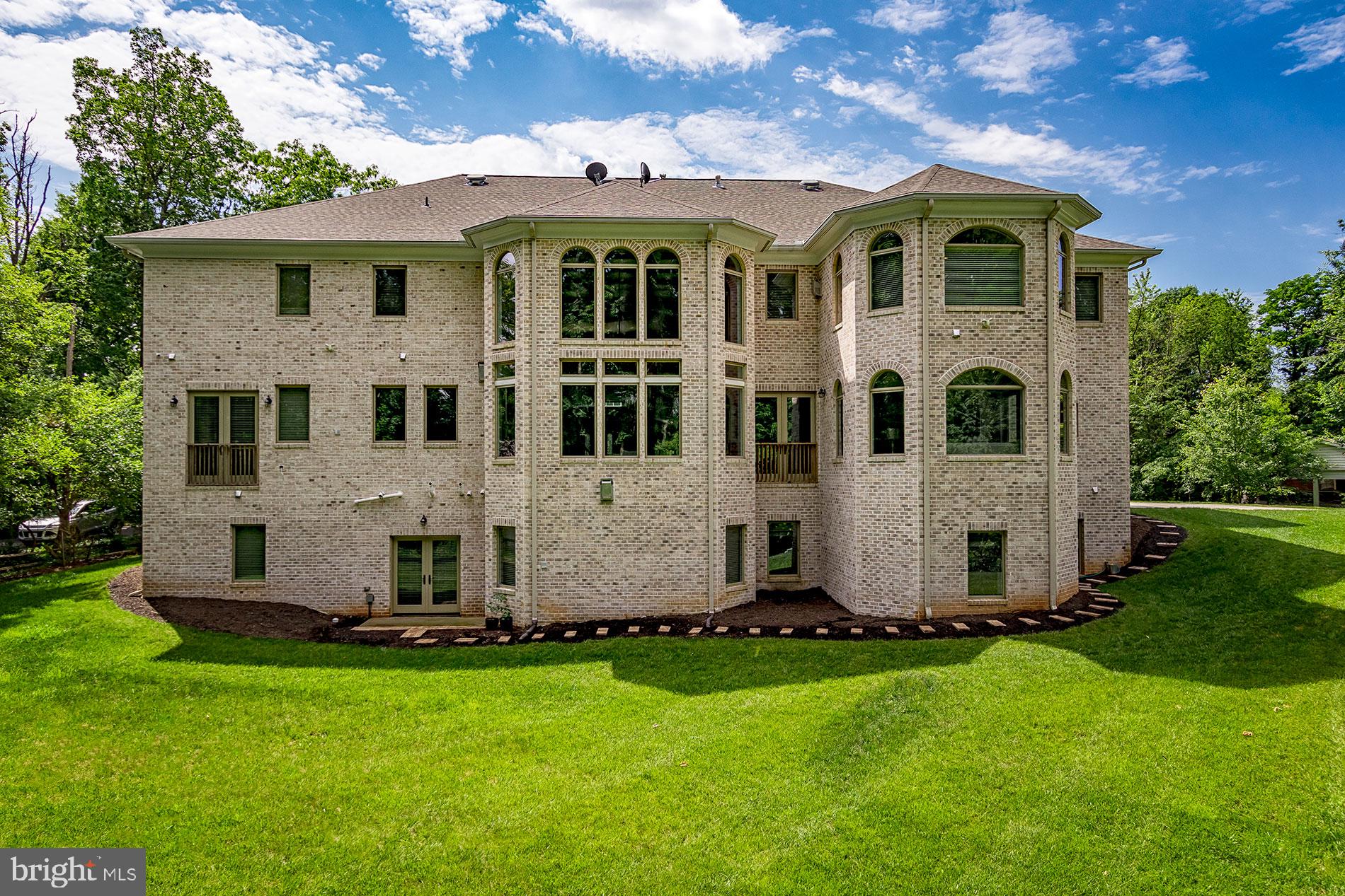 CHAPEL HILL - Residential