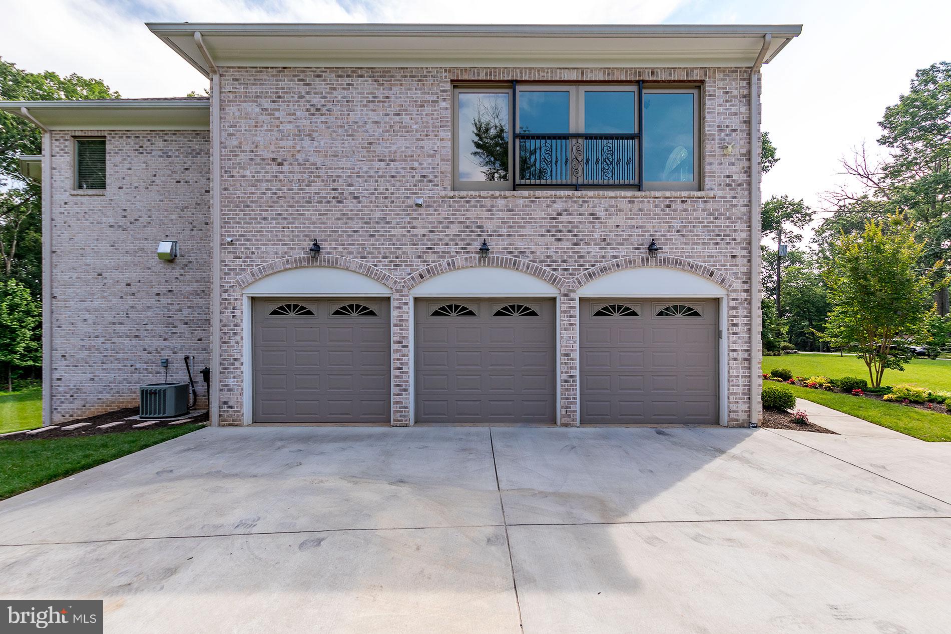 CHAPEL HILL - Residential