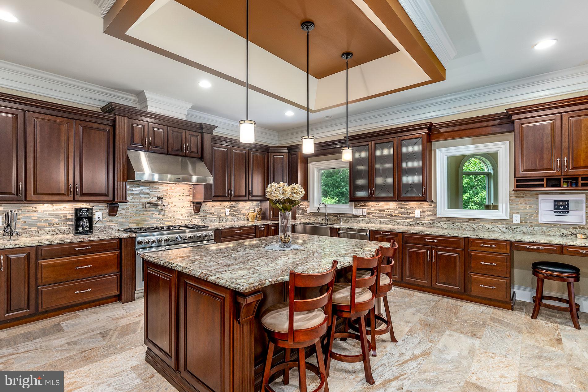 CHAPEL HILL - Residential