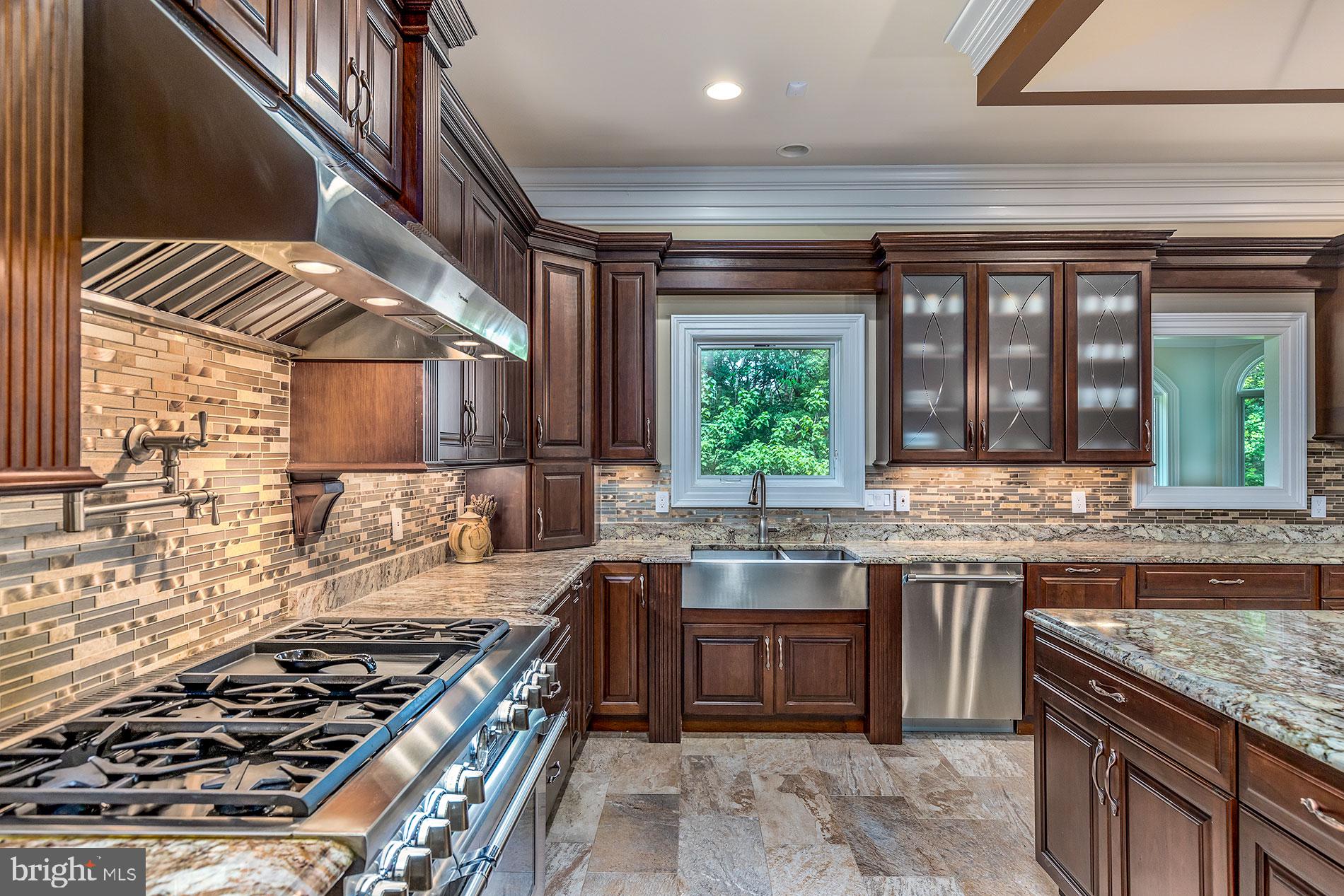 CHAPEL HILL - Residential