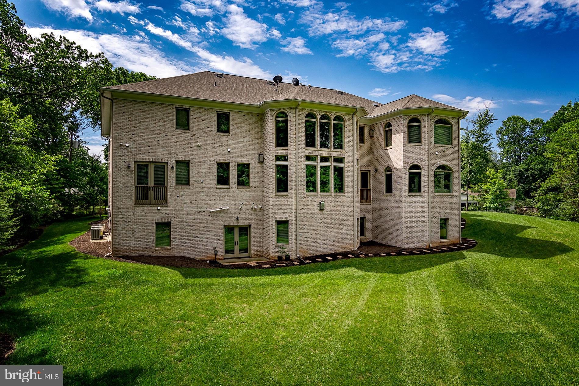 CHAPEL HILL - Residential