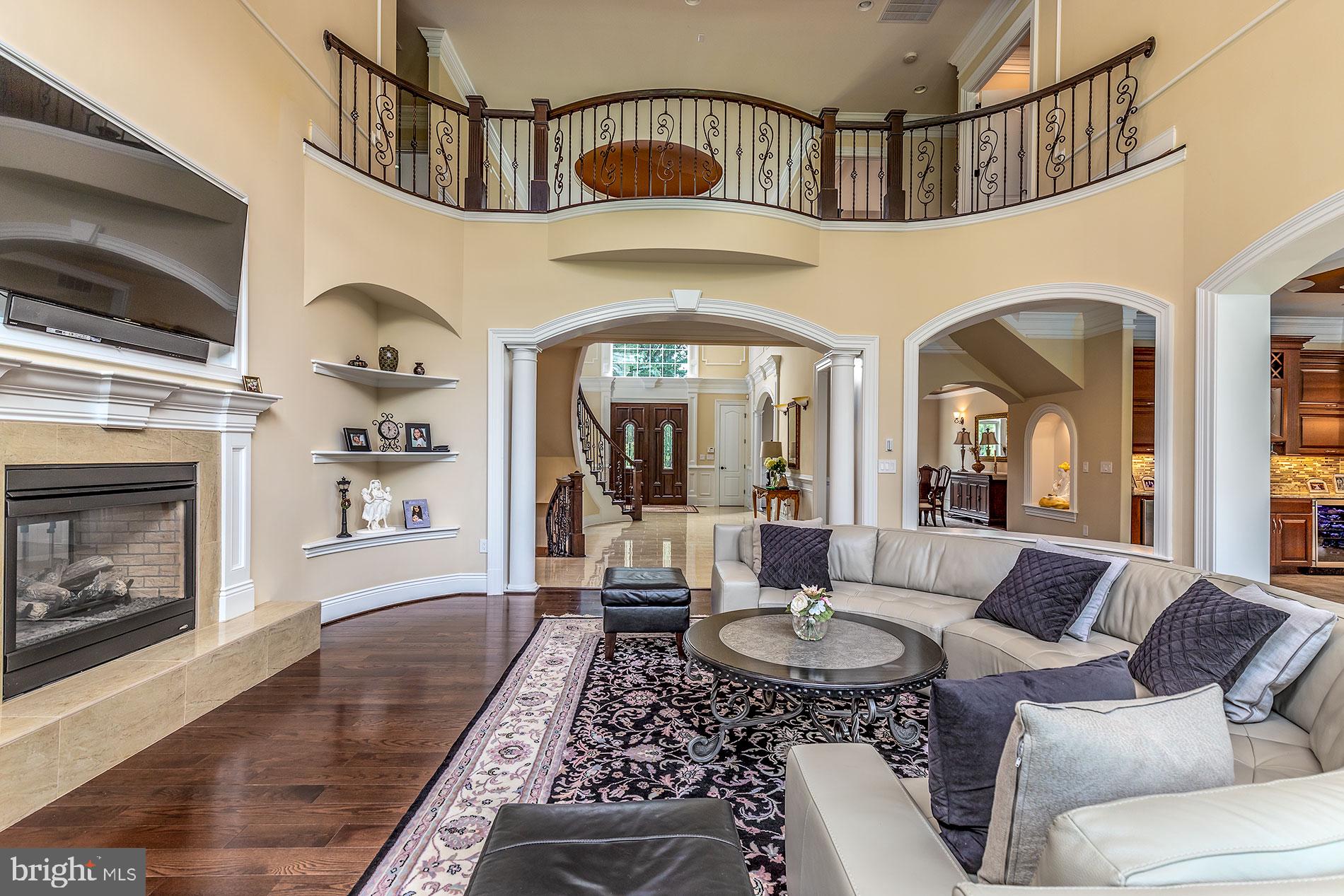 CHAPEL HILL - Residential