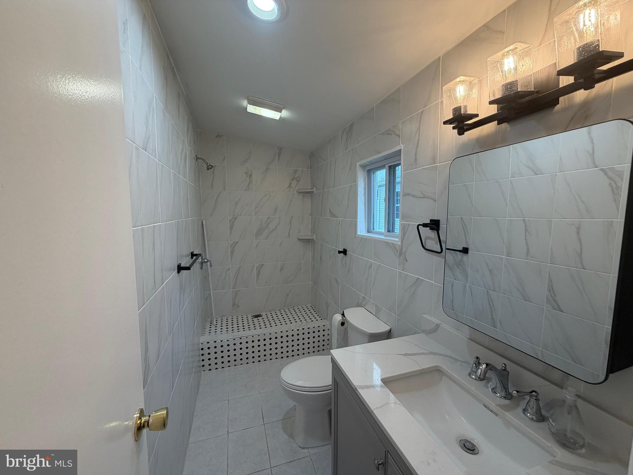 HONEY BROOK MANOR - Residential