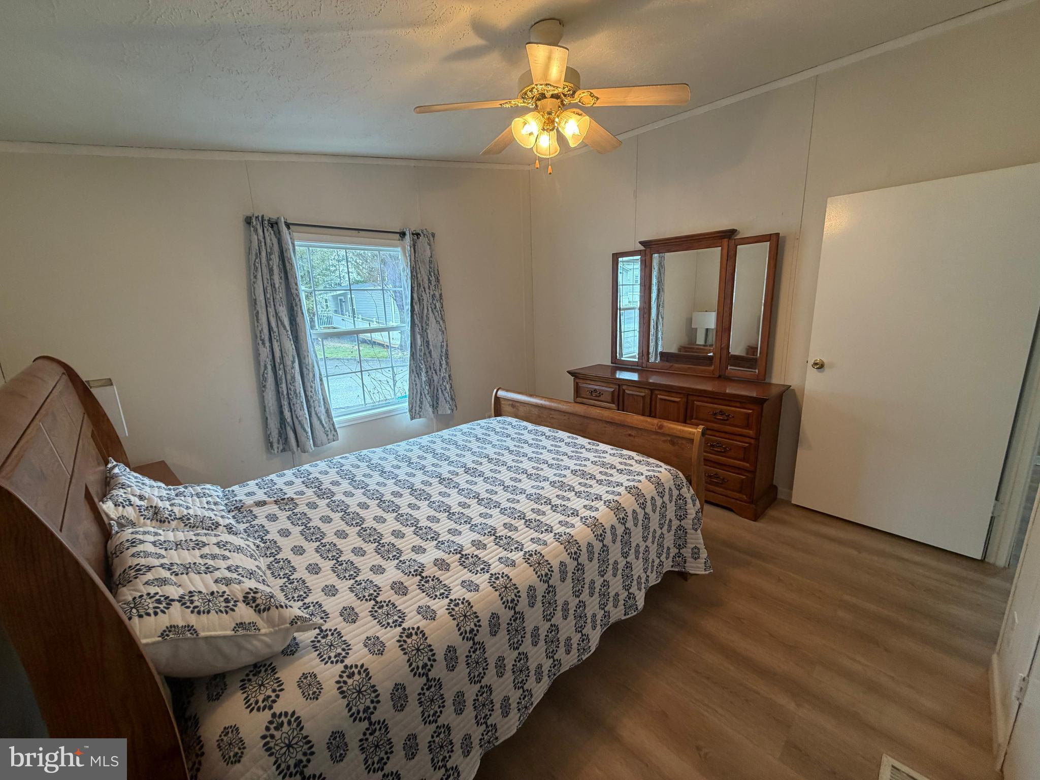 HONEY BROOK MANOR - Residential