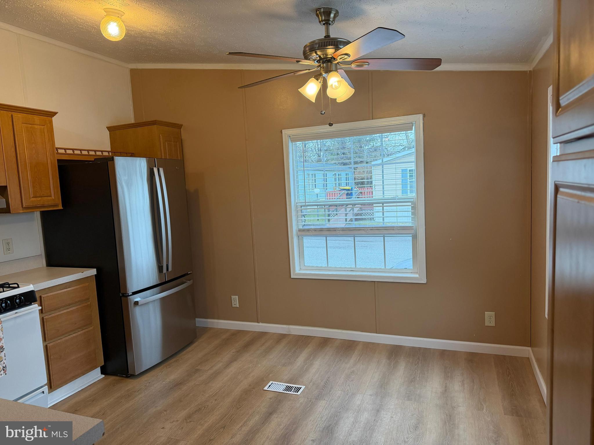 HONEY BROOK MANOR - Residential