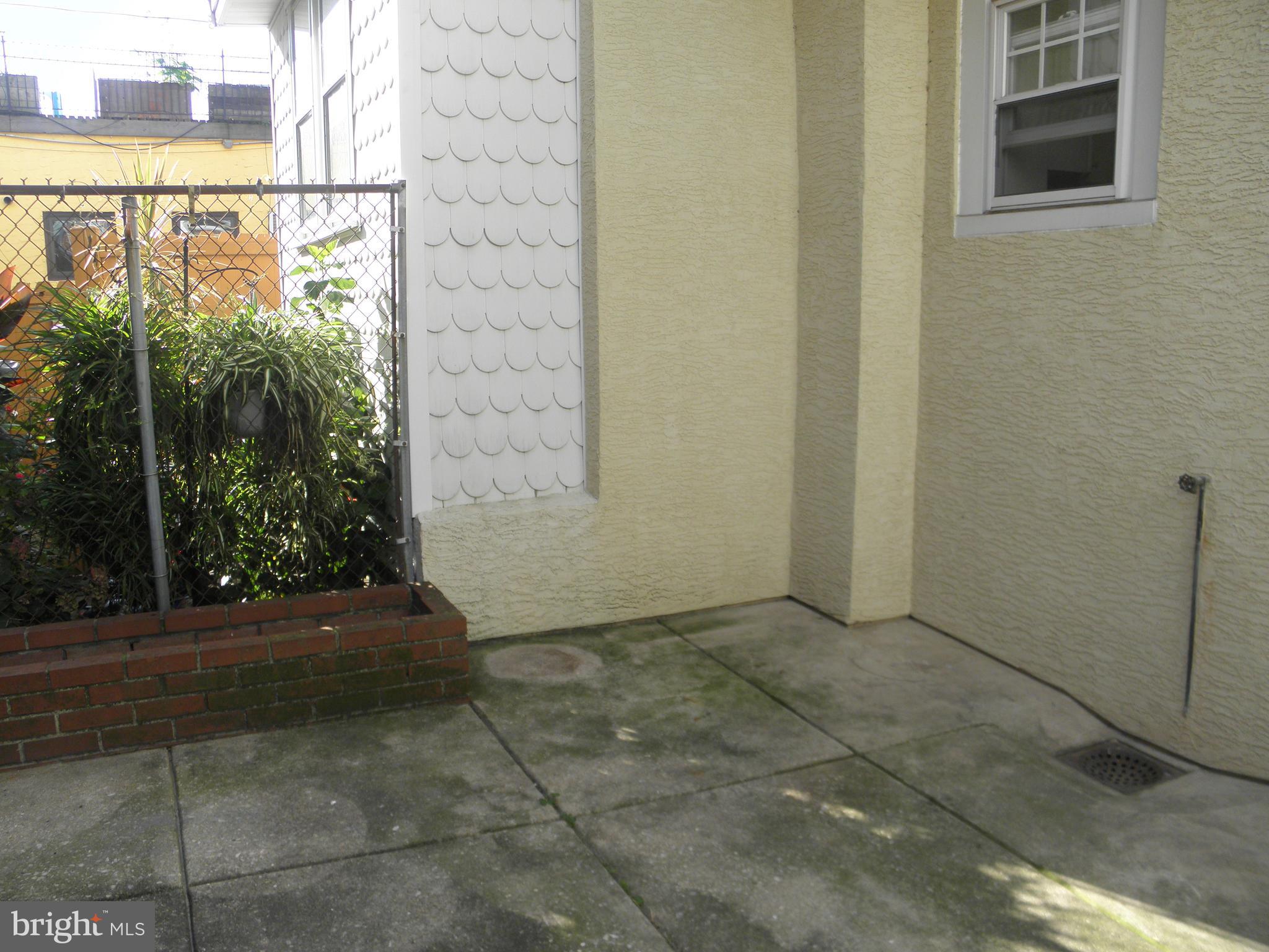 PORT RICHMOND - Residential