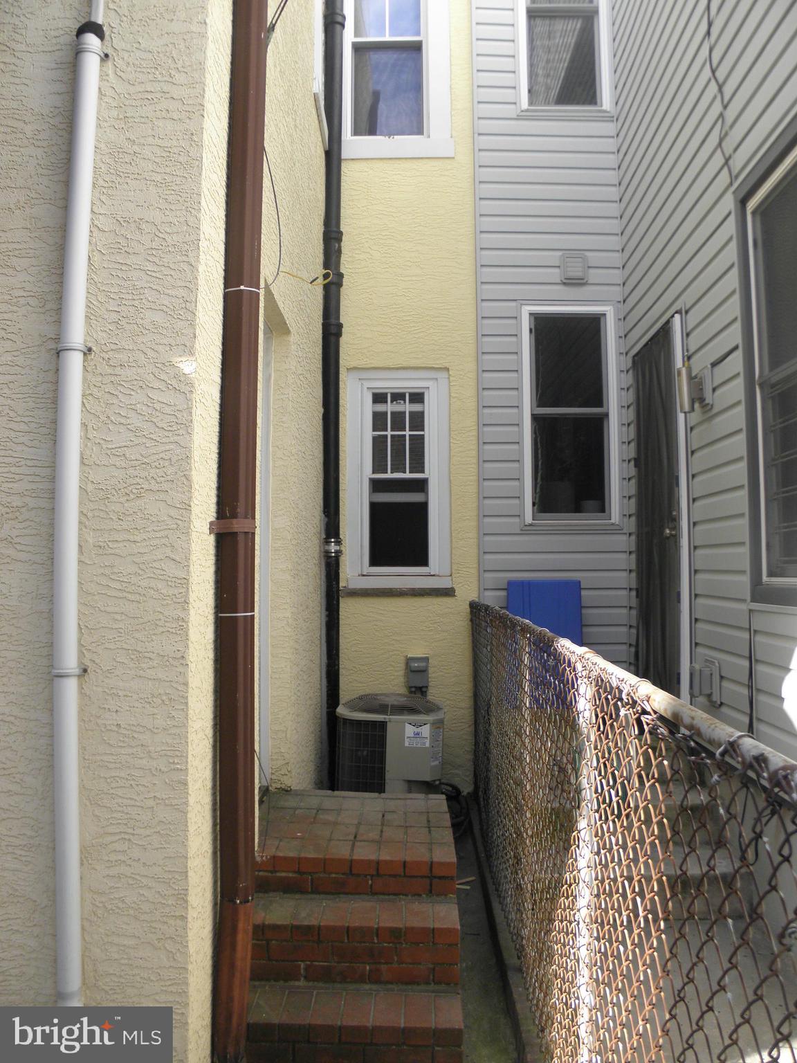 PORT RICHMOND - Residential