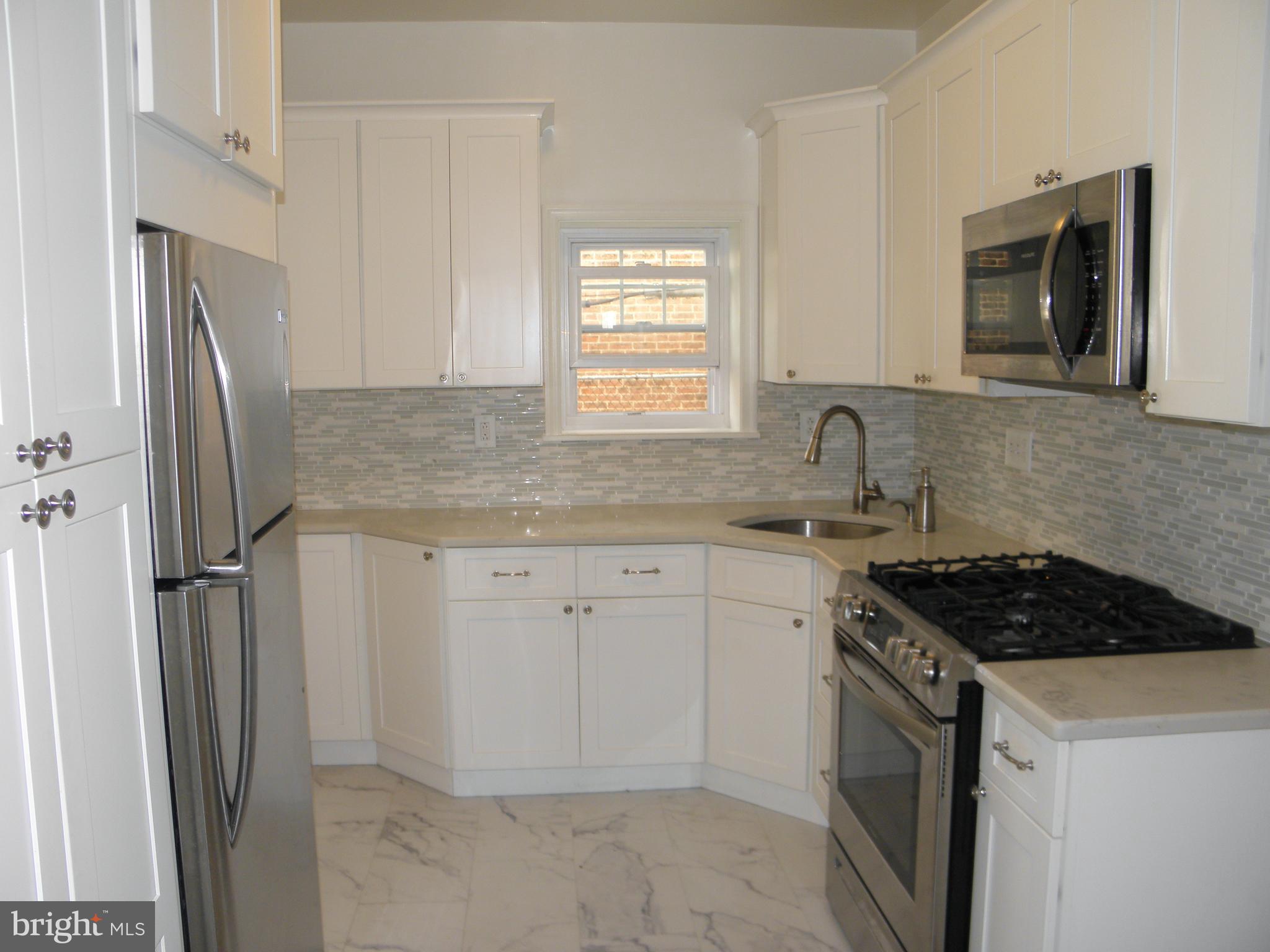 PORT RICHMOND - Residential