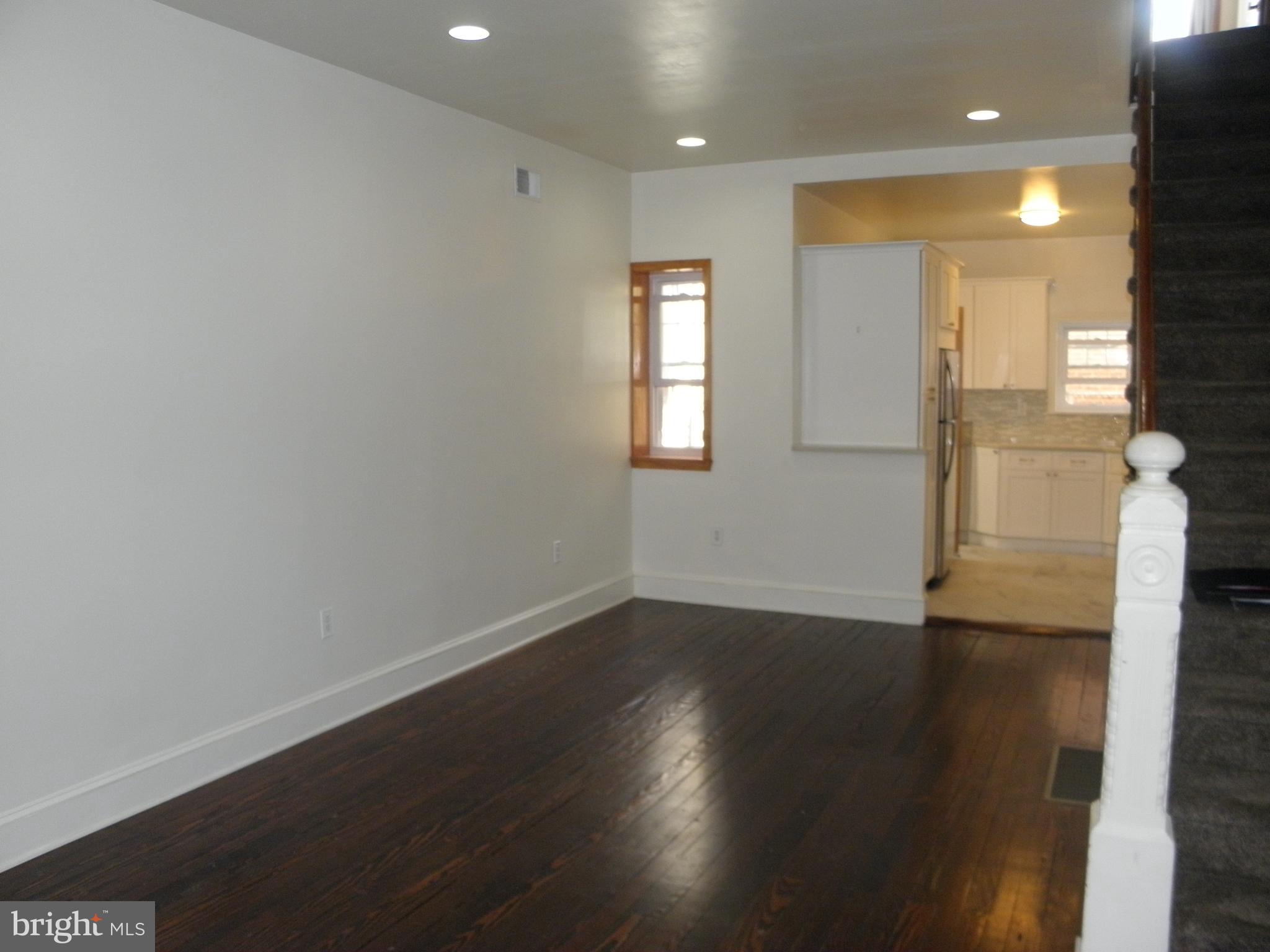 PORT RICHMOND - Residential