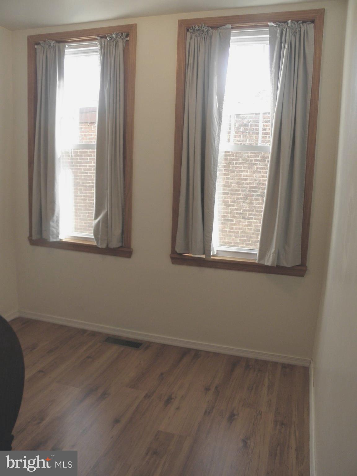 PORT RICHMOND - Residential