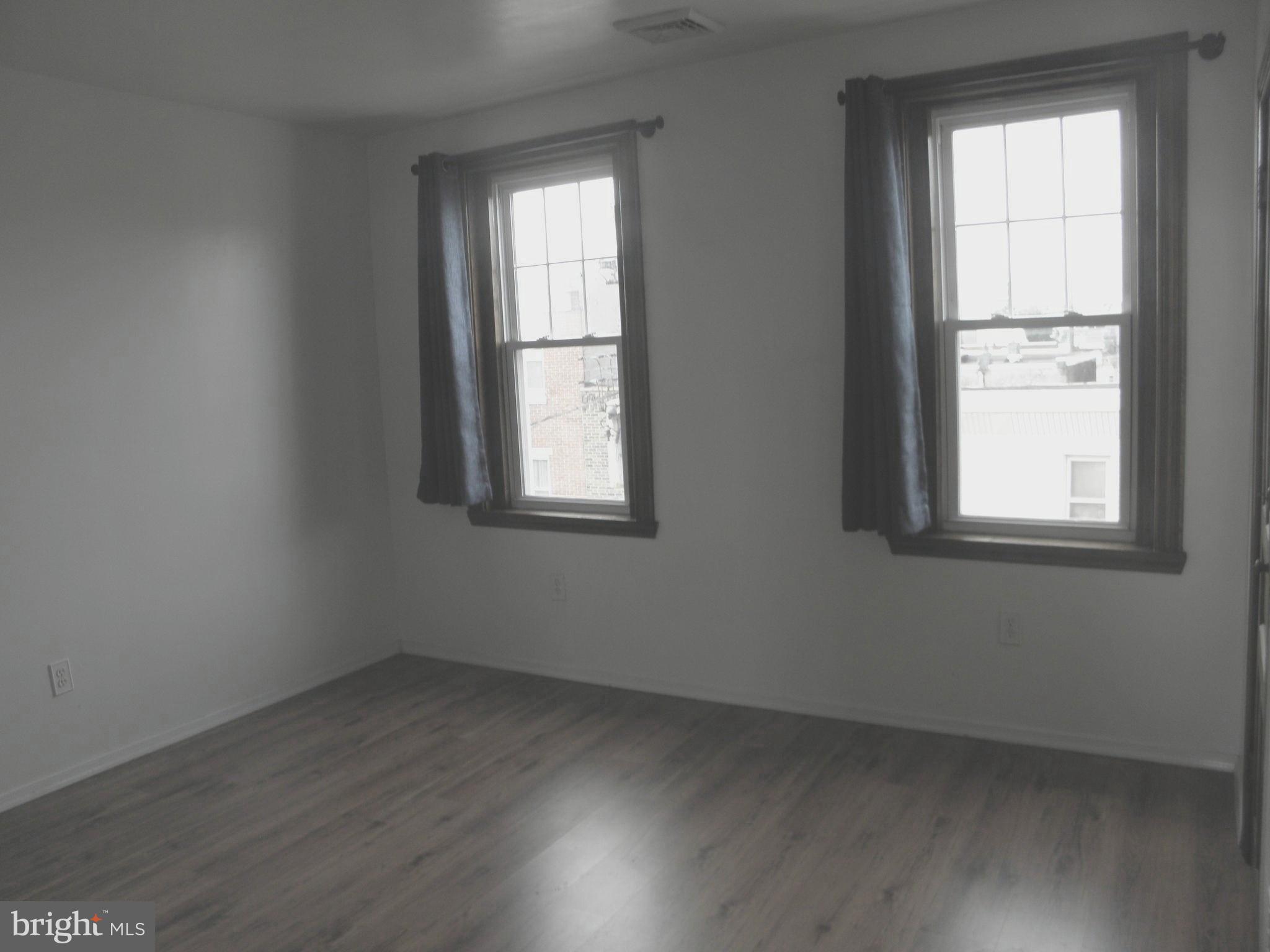 PORT RICHMOND - Residential