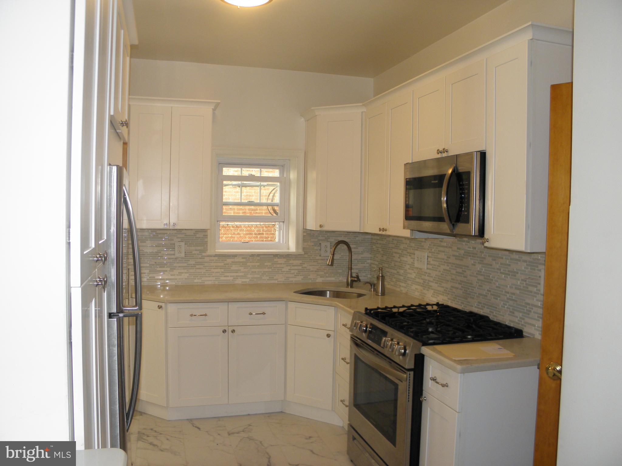 PORT RICHMOND - Residential