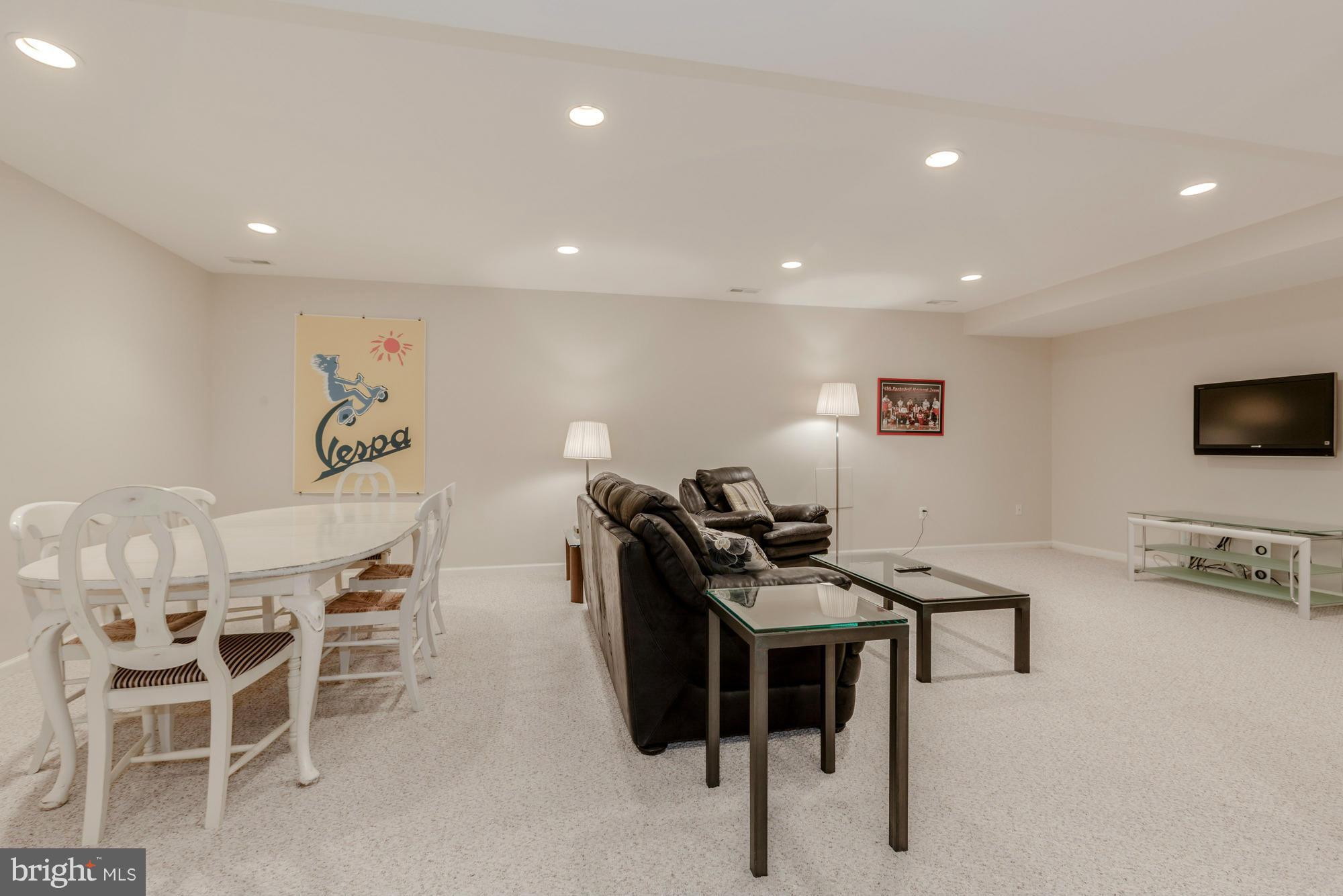 CEDARS OF MC LEAN - Residential