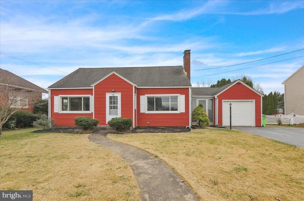 Photo of 138 W Main Street, NEWMANSTOWN, PA 17073 (MLS # PALN2023870)