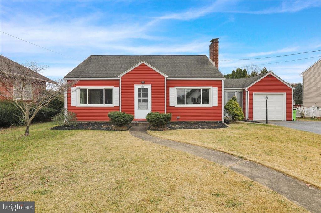 Photo of 138 W Main Street, NEWMANSTOWN, PA 17073 (MLS # PALN2023870)