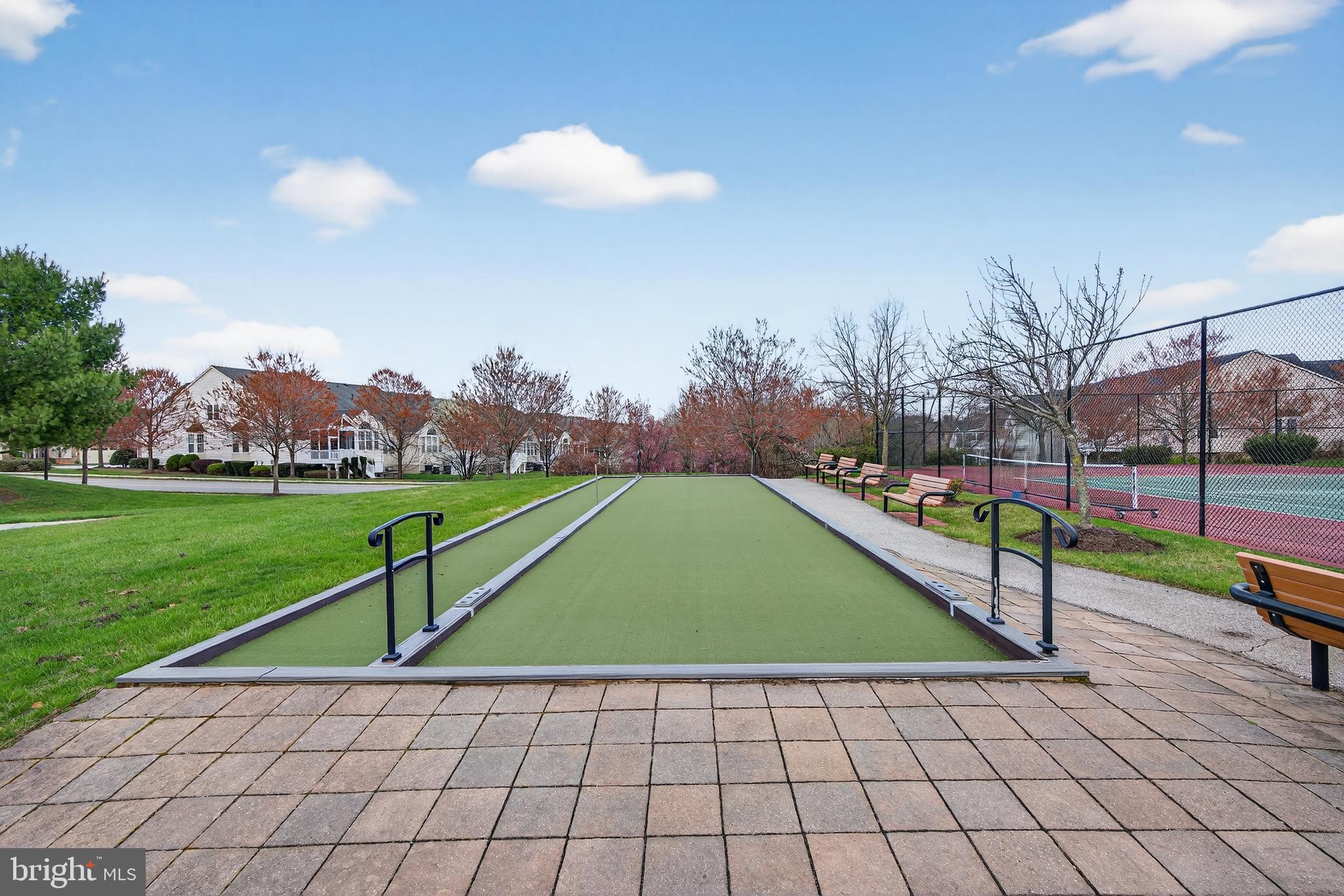 WAVERLY WOODS - Residential