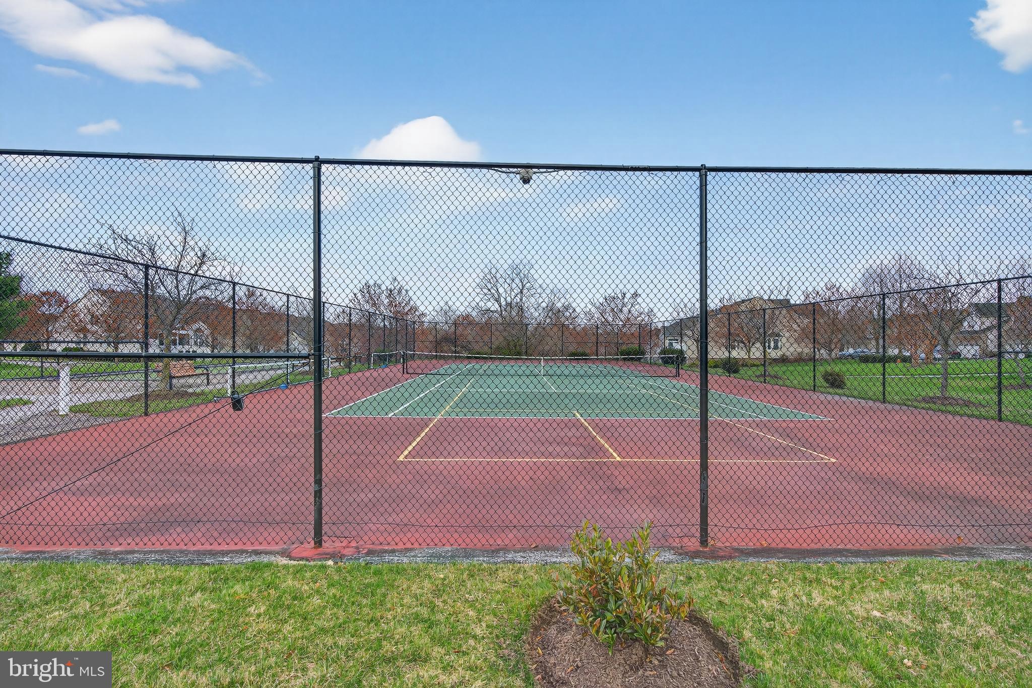 WAVERLY WOODS - Residential