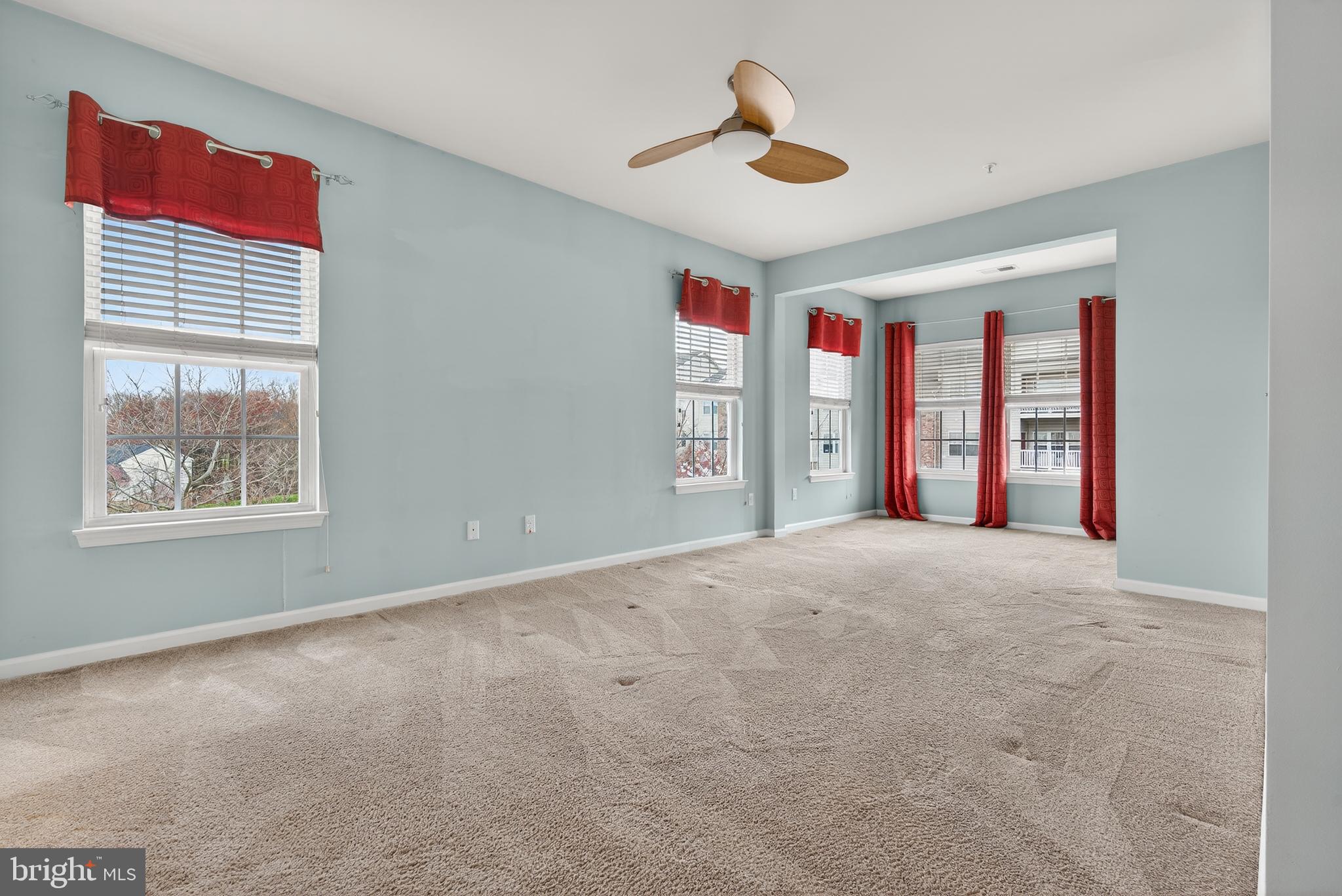 WAVERLY WOODS - Residential