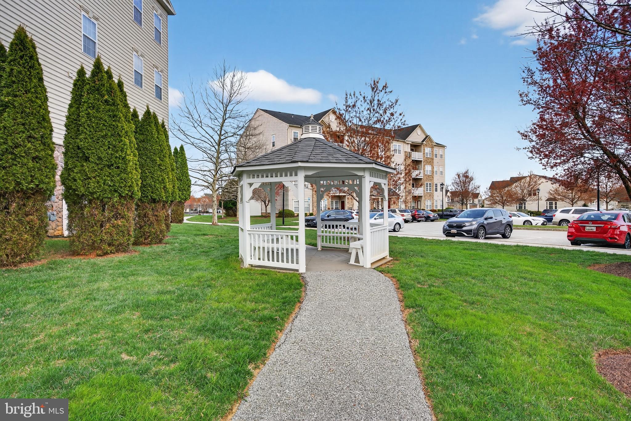 WAVERLY WOODS - Residential