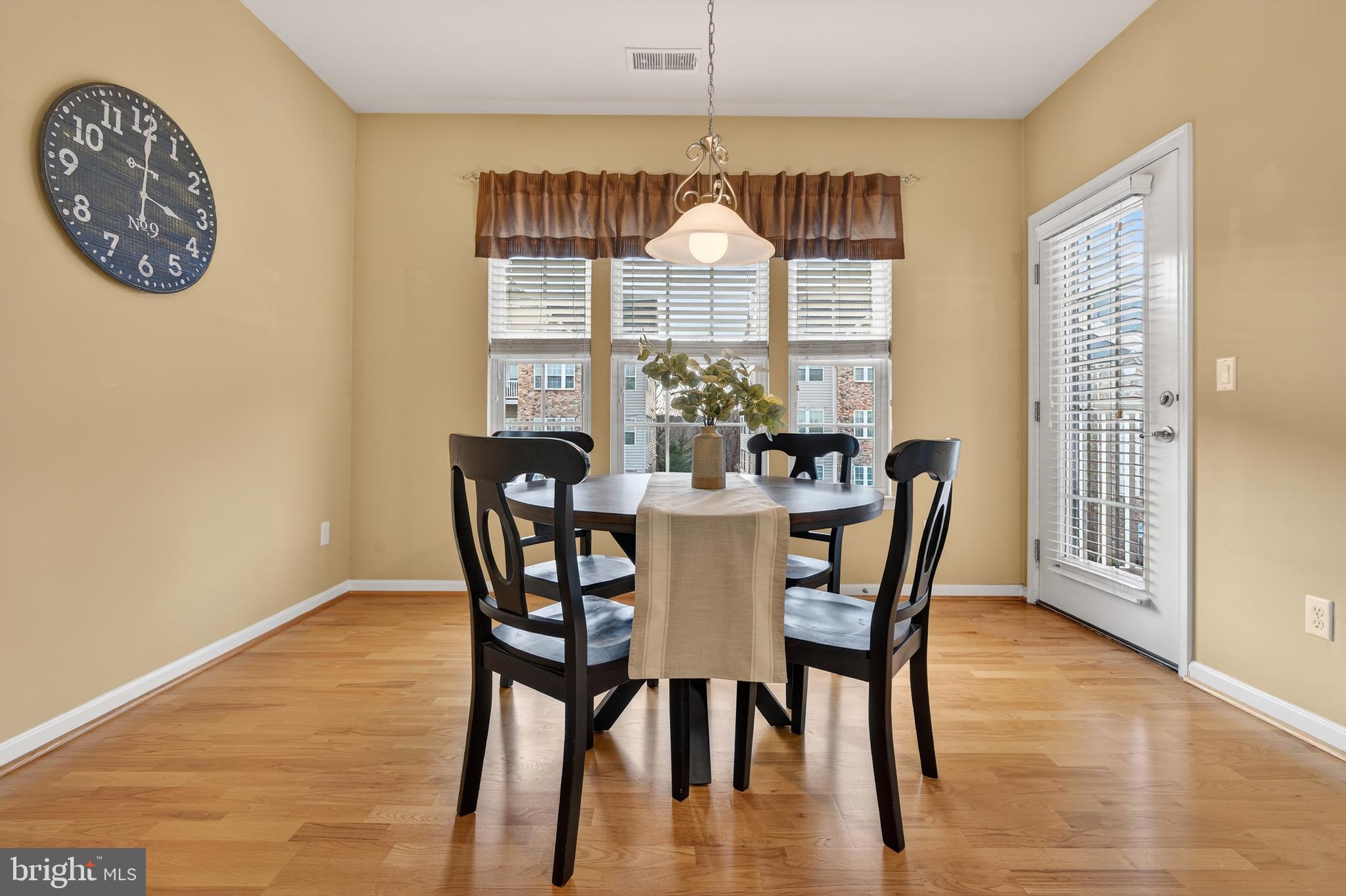 WAVERLY WOODS - Residential