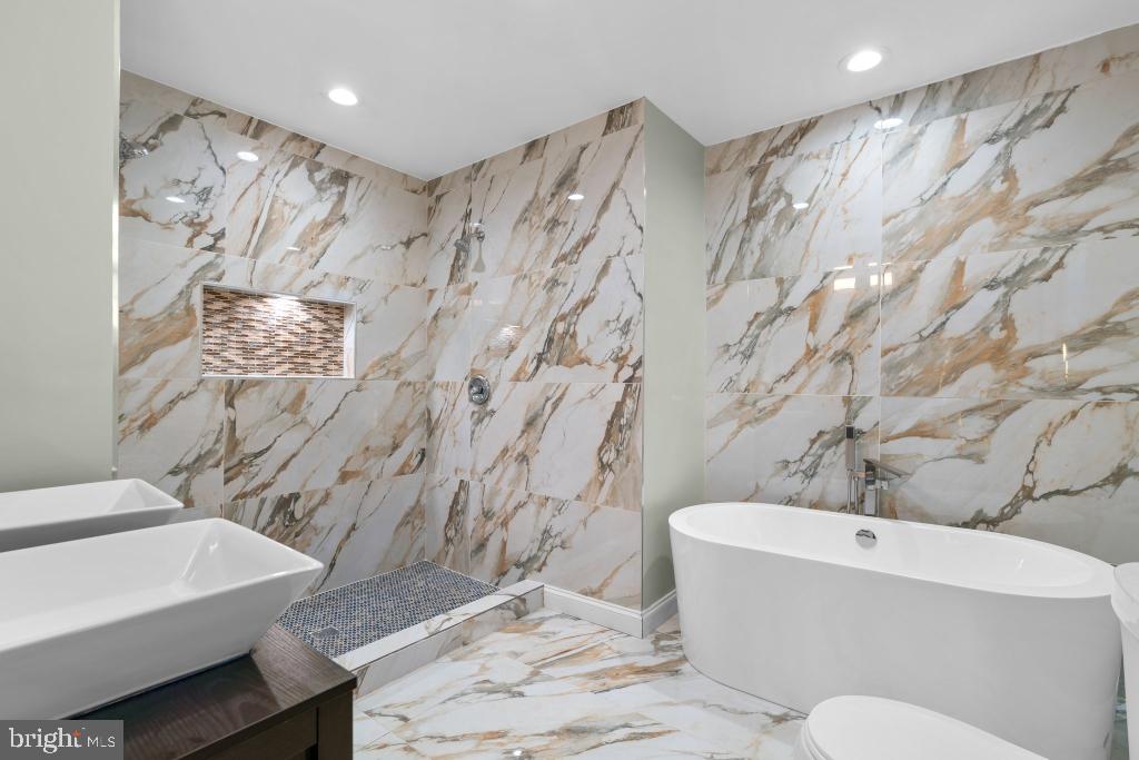 CENTRAL FOREST PARK - Residential