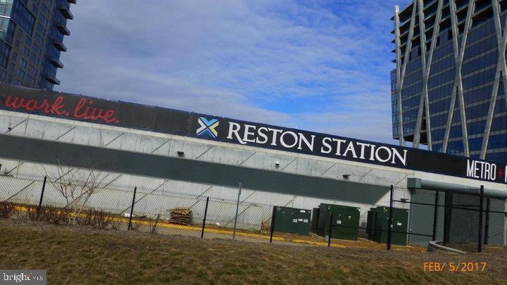 MARKET STREET AT TOWN CENTER - Residential Lease