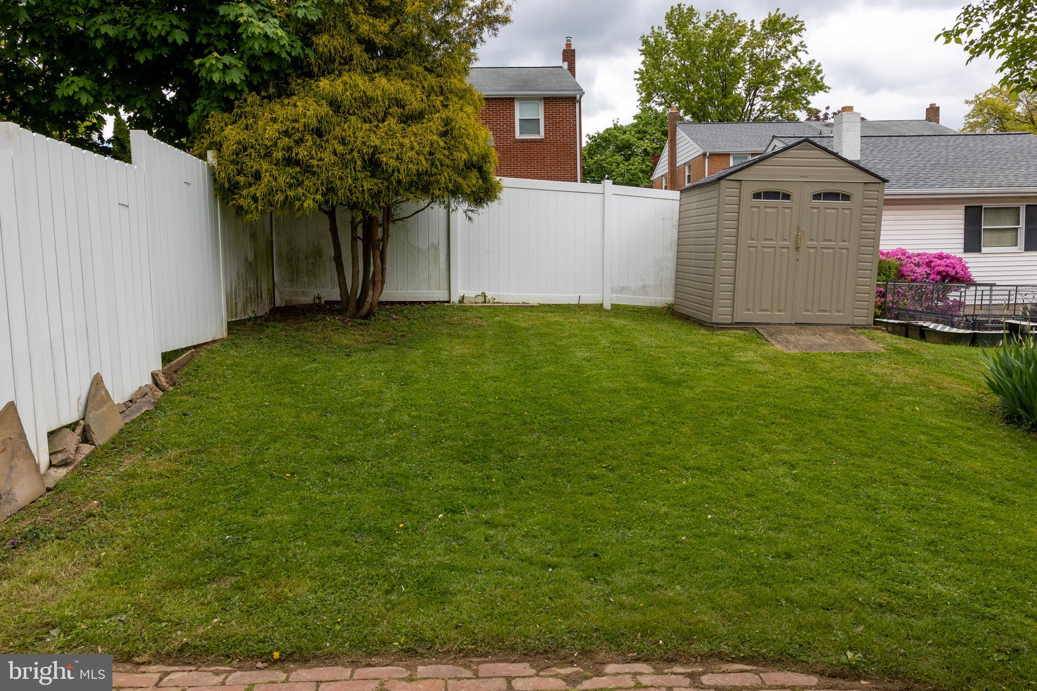 LANCASTER - Residential