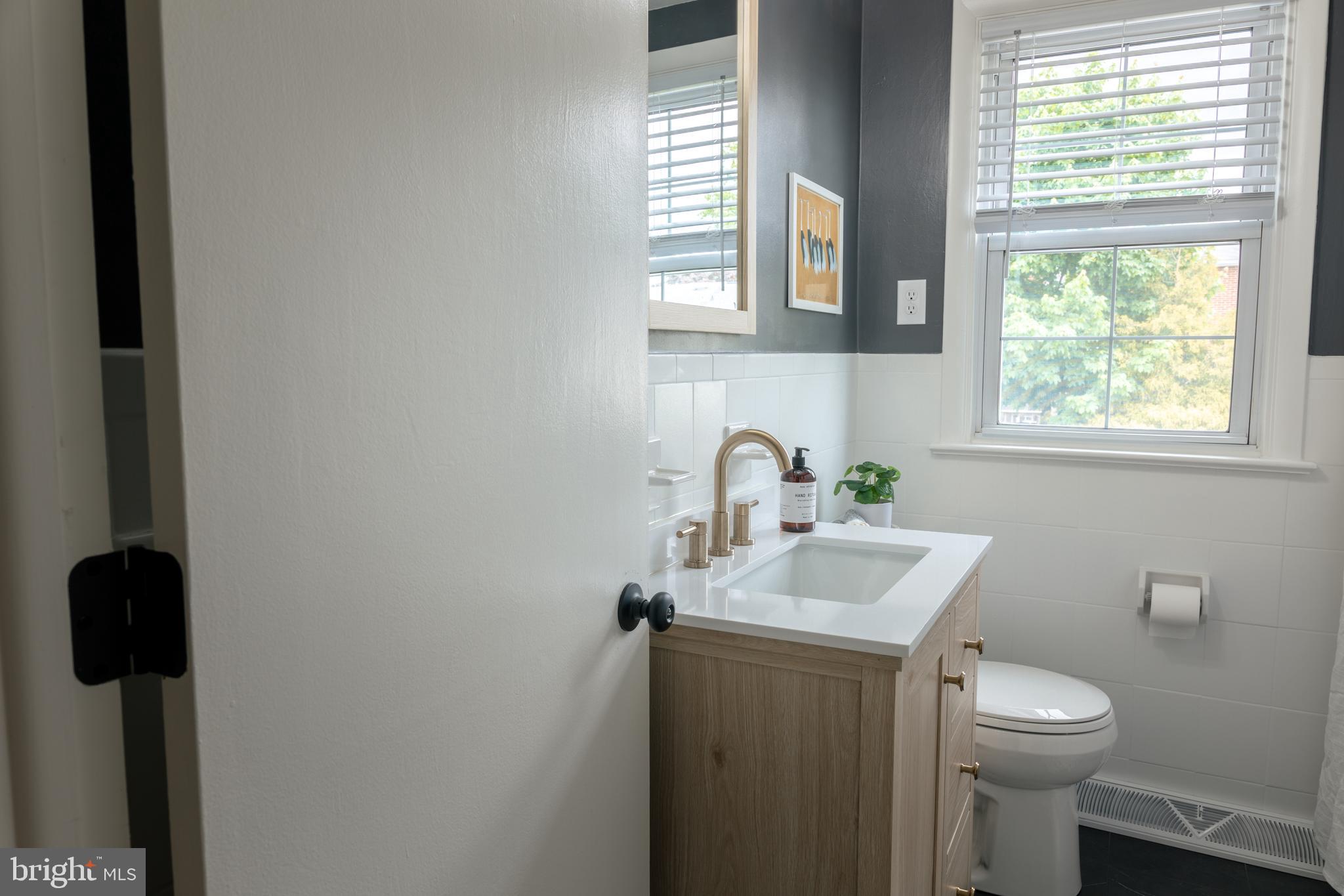 LANCASTER - Residential